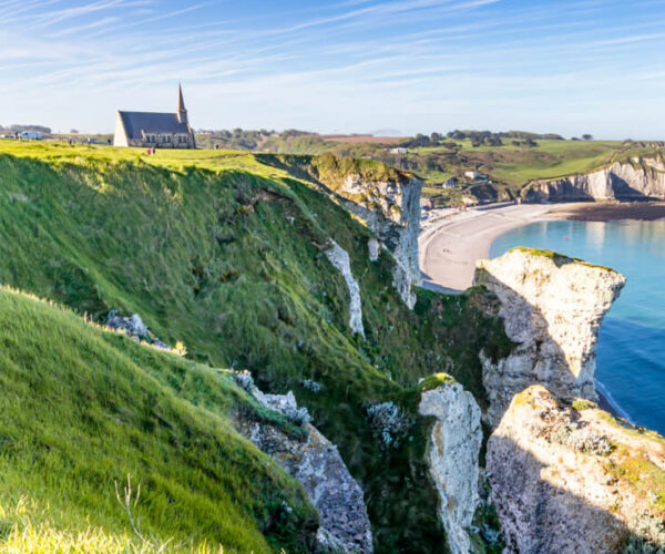 Étretat in Frankreich: Strand und Wanderungen genießen